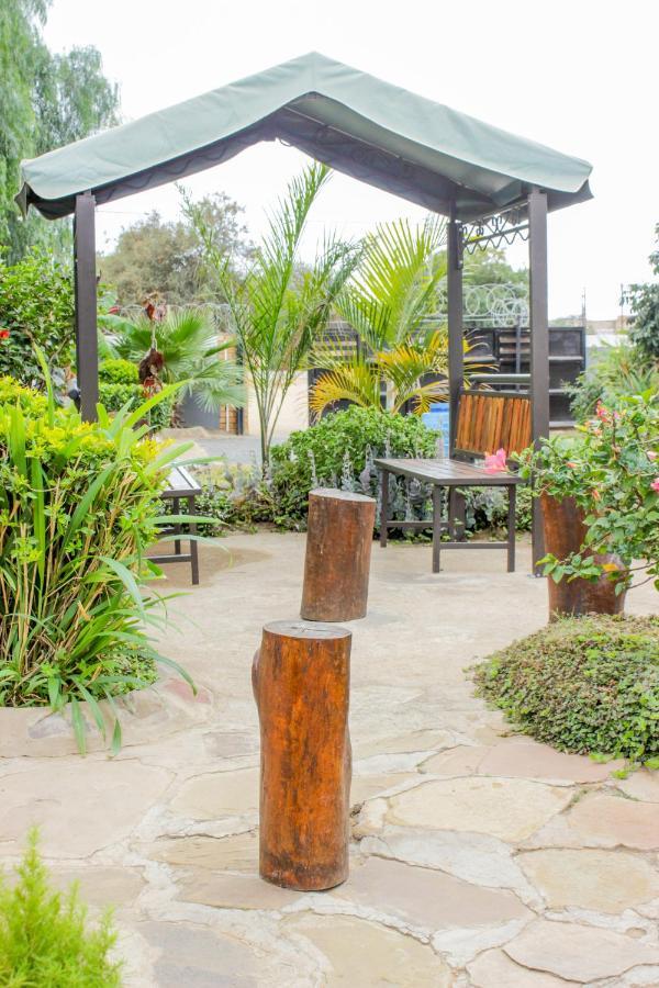 Motseleng Guest House Palapye Екстер'єр фото